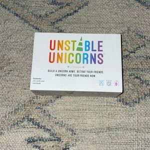 Unstable unicorns card game